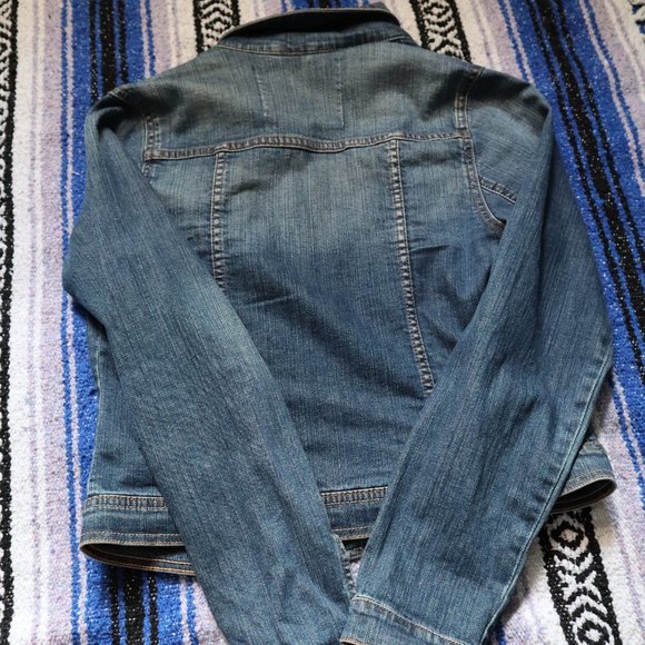 ❤ GAP kids Classic Jean Jacket - Picture 5 of 7